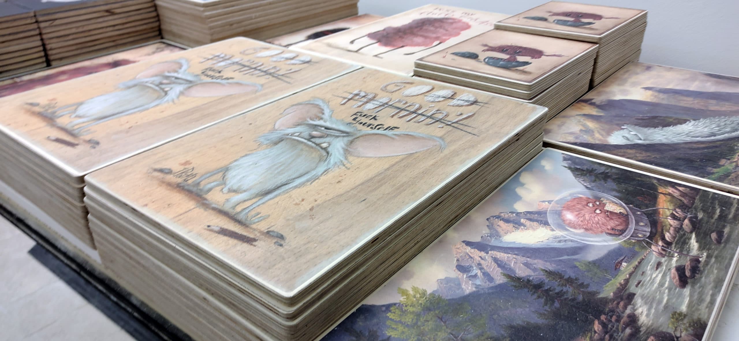 Kleinformat UV-Kunstdrucke auf Holz — Zozoville Gallery Berlin B2B-Serie