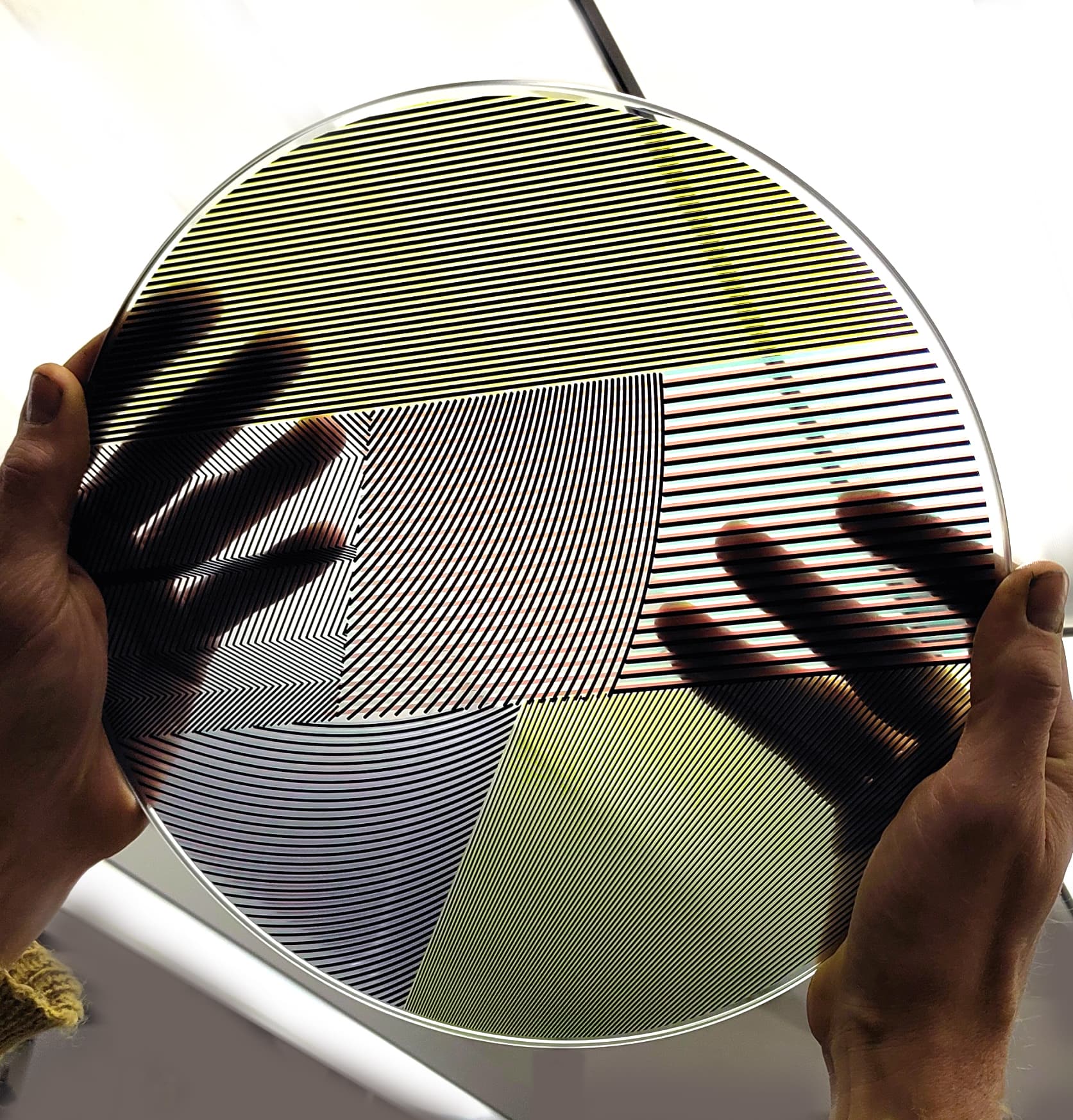 Theaterlichtprojektor — bedruckte Glasplatten von Glastrix für Friederich Gobesso
