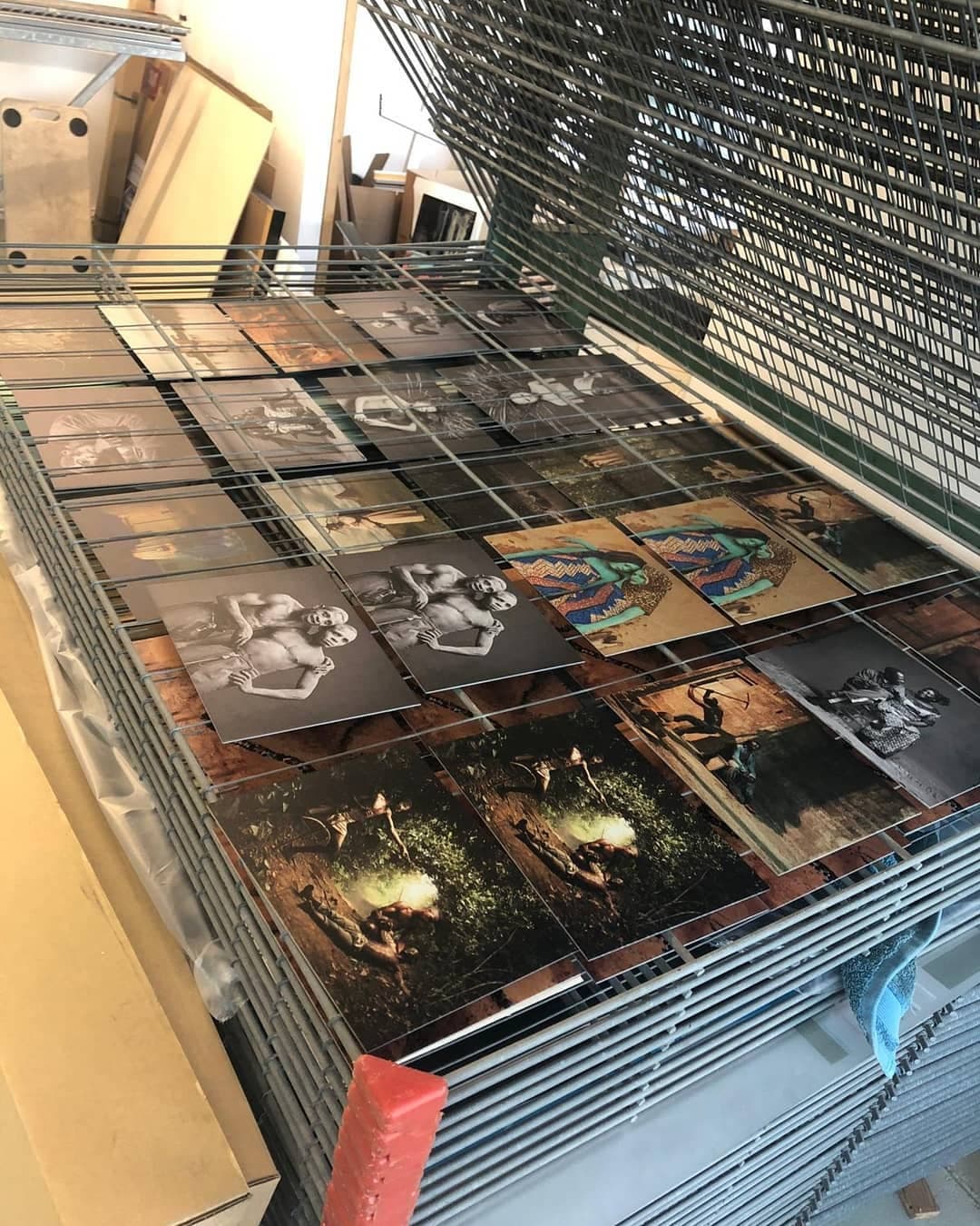 Kunstfotografie von Pieter Henket auf Aluminium gedruckt für die Congo Tales Ausstellung